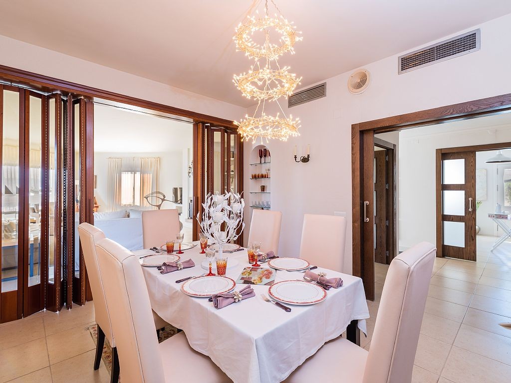 Villa for rent in Málaga